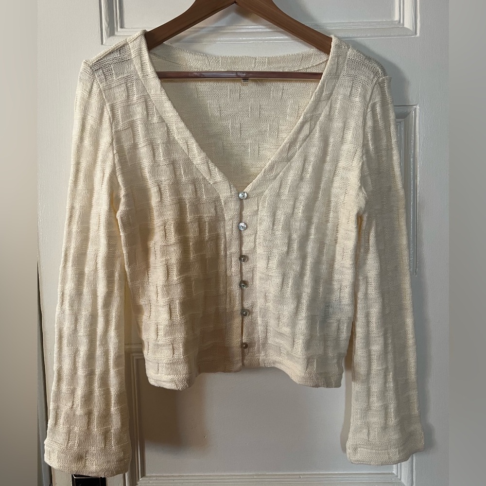 NWOT basket weave stitch long sleeve sweater tee
